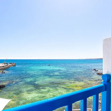 Nyaraló Eco Fisherman's Seafront - Fantastic Views - Private Courtyard