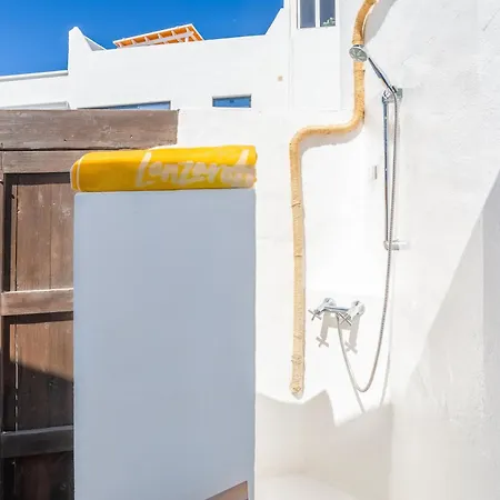 Eco Fisherman's Seafront - Fantastic Views - Private Courtyard Arrieta (Lanzarote)