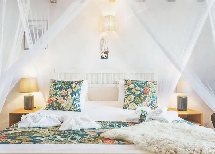 Nyaraló Eco Fisherman's Seafront - Fantastic Views - Private Courtyard