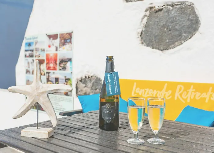 Eco Fisherman's Seafront - Fantastic Views - Private Courtyard Nyaraló